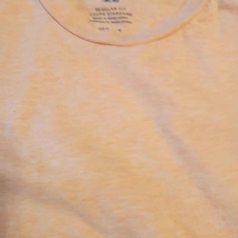 Peach colors